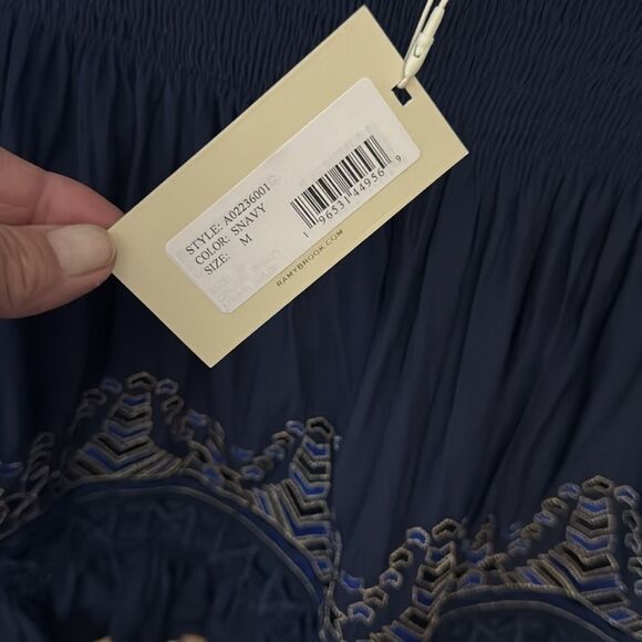 NWT 345.00 RAMY BROOK
Women's Cali Smocked Geometric-embroidered Skirt Medium - Picture 6 of 7